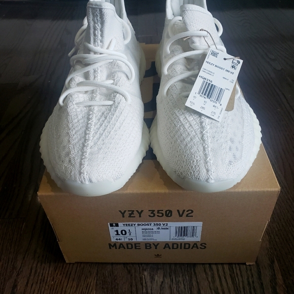 Yeezy Boost 350 V2 "BONE" - Picture 2 of 4